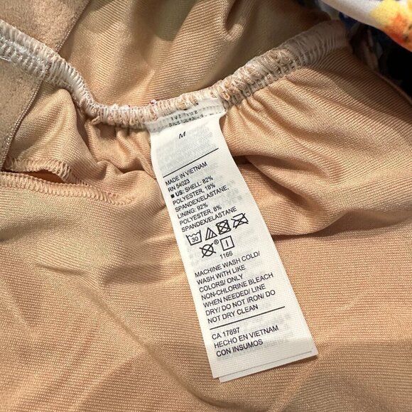 Old Navy Wildflowers Floral Printed Bandeau Swim Top Removable Straps NWOT - Picture 9 of 9